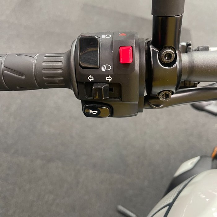 2021 Kawasaki VULCAN S (EN650D LAMS) White