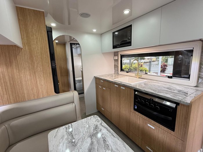 2026 Urban Caravans Track Family Bunk