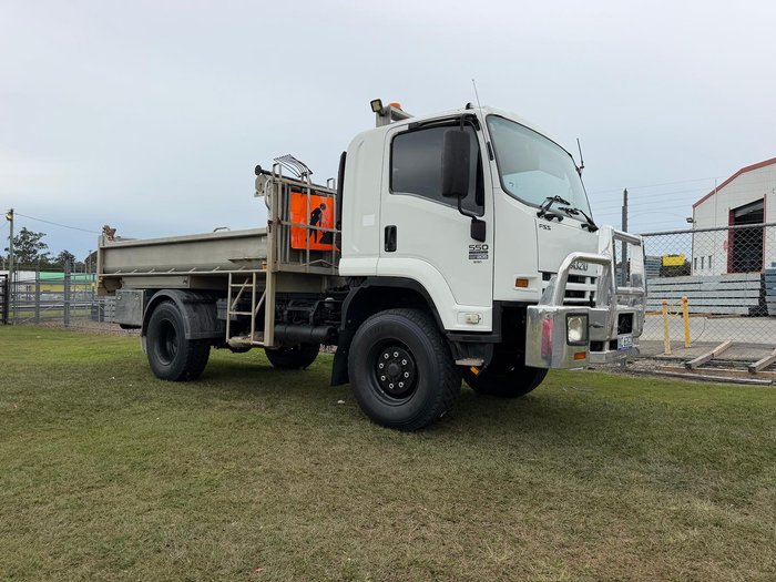 2011 Isuzu F Series
