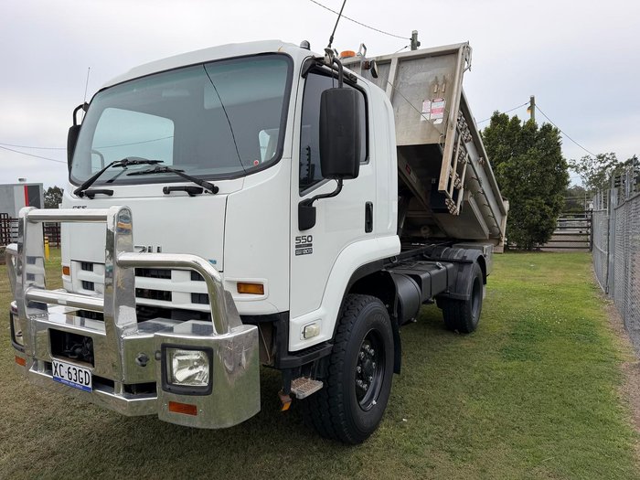 2011 Isuzu F Series