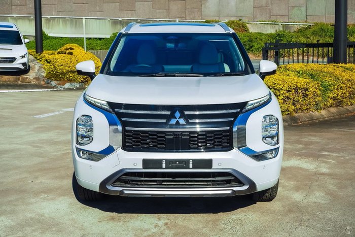 2025 Mitsubishi Outlander PHEV Exceed