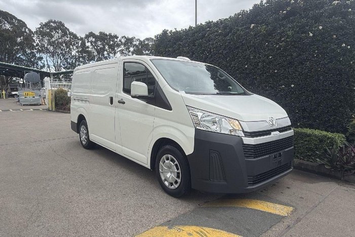 2022 Toyota Hiace