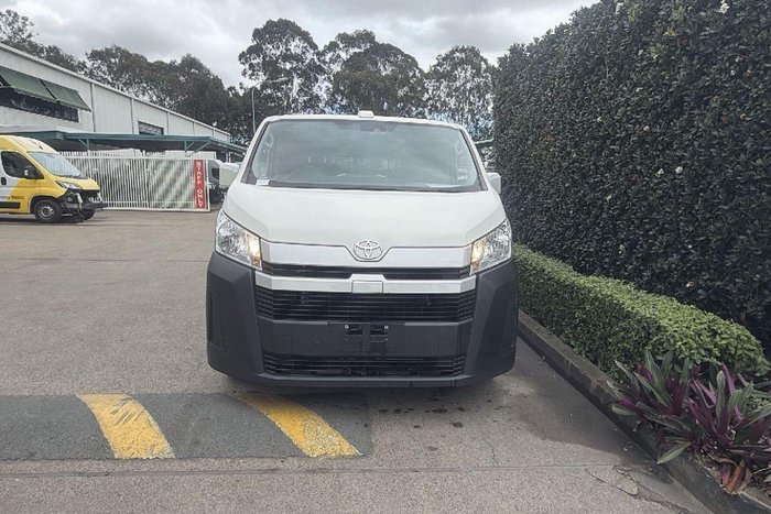 2022 Toyota Hiace