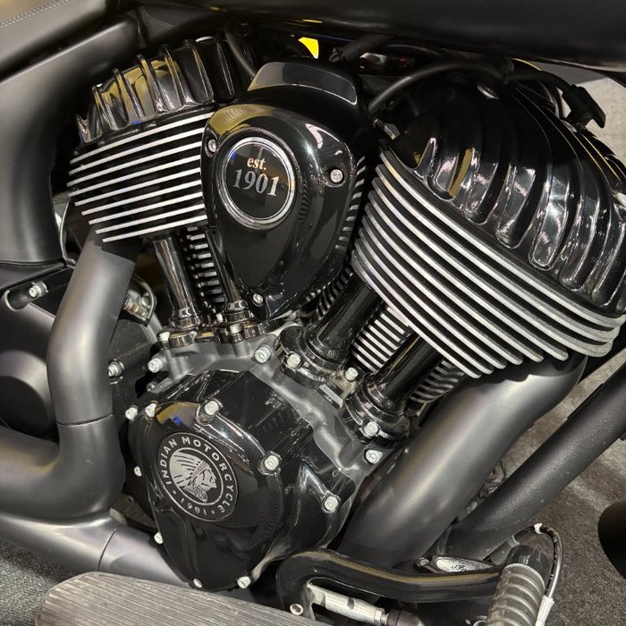 2021 Indian SPRINGFIELD DARK HORSE BLACK SMOKE CRUISER Black