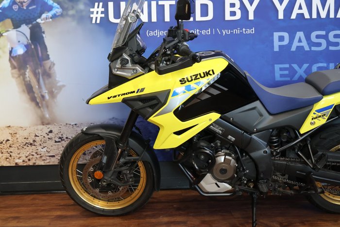 2022 Suzuki V-STROM 1050XT Yellow