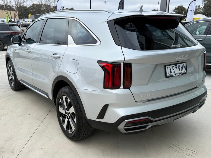 2022 Kia Sorento Sport