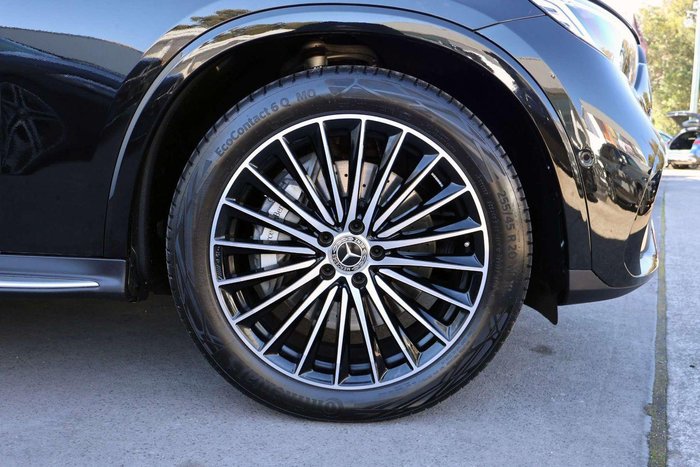 2025 Mercedes-Benz GLC-Class GLC300