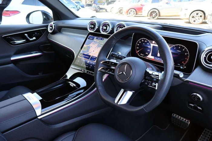 2025 Mercedes-Benz GLC-Class GLC300