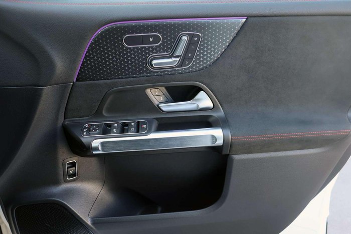 2025 Mercedes-Benz EQB 250+