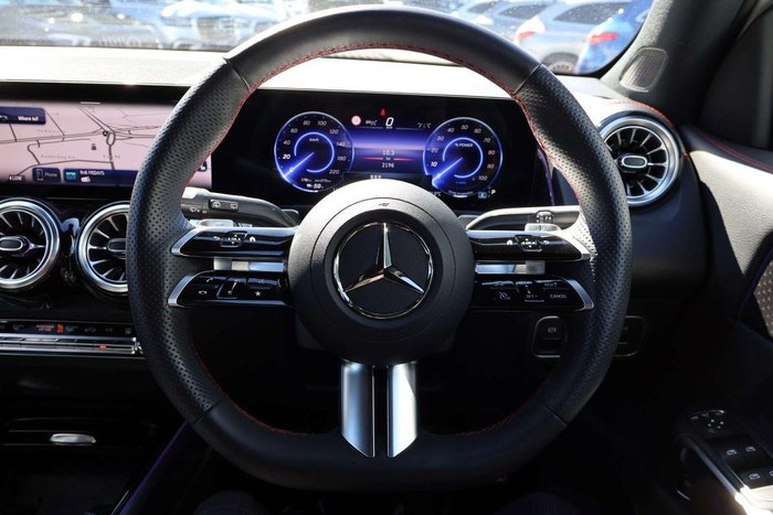 2025 Mercedes-Benz GLA-Class GLA250