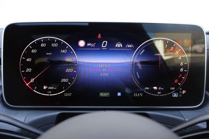 2025 Mercedes-Benz C-Class C350 e