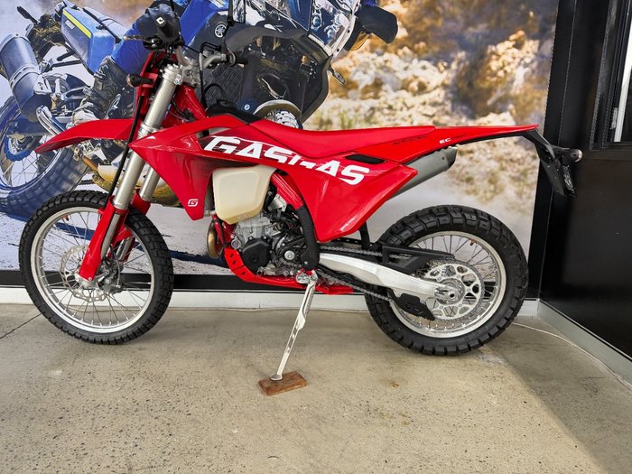 2023 GASGAS EC 450F RED