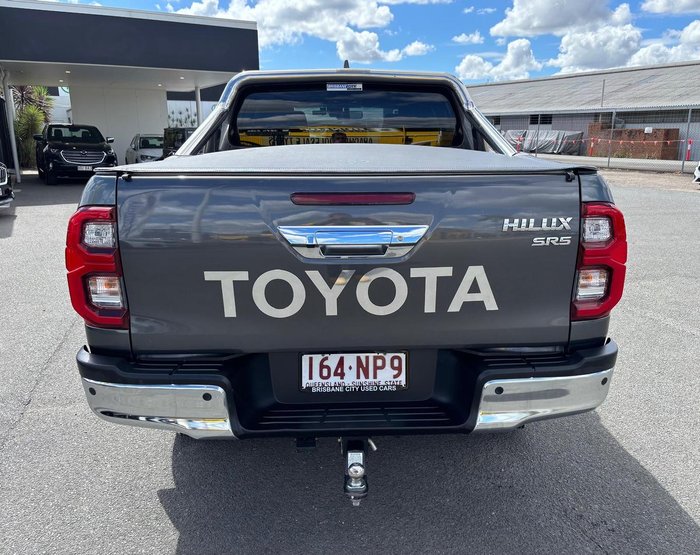 2022 Toyota Hilux SR5