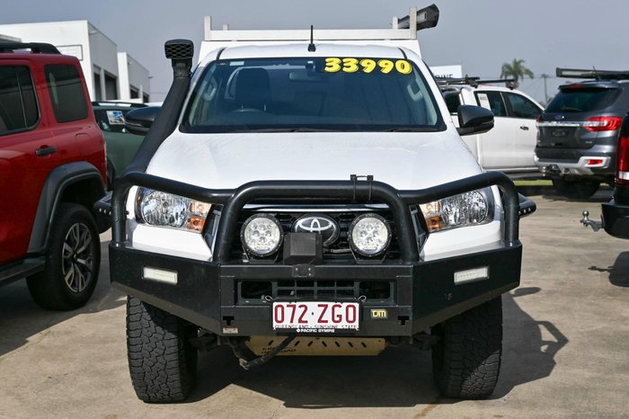2019 Toyota Hilux SR