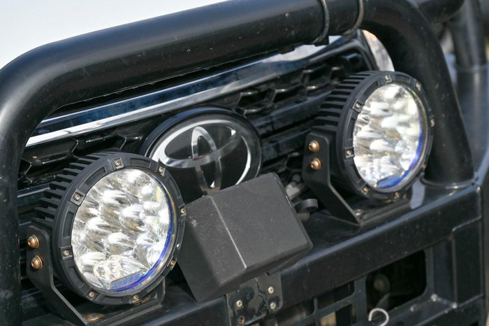 2019 Toyota Hilux SR