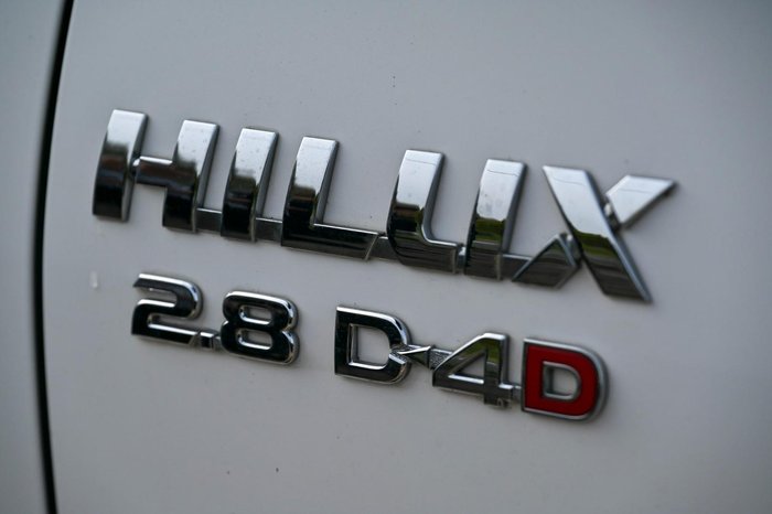 2019 Toyota Hilux SR