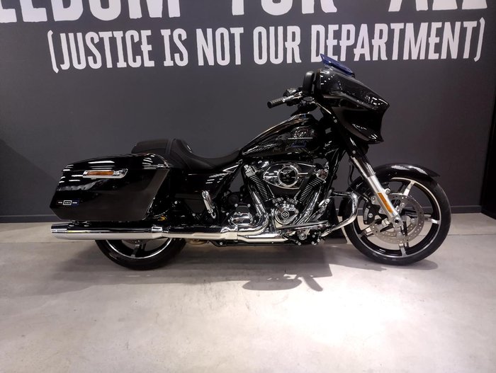 Harley-Davidson Street Glide 117 (FLHX) Touring