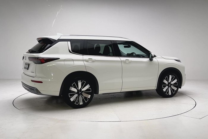 2025 Mitsubishi Outlander