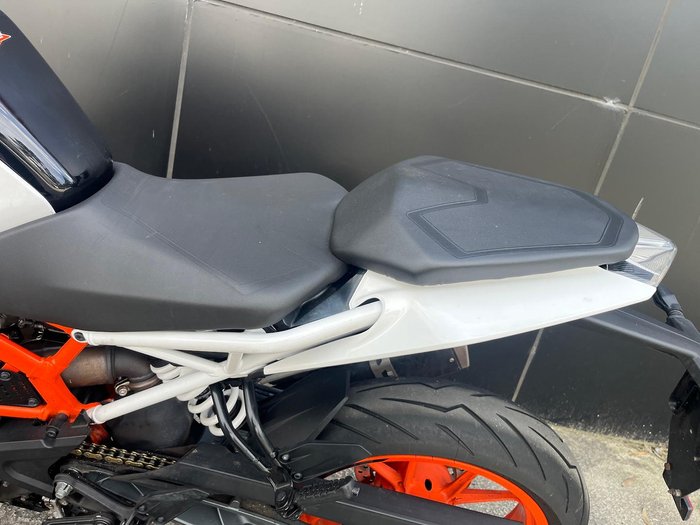 2018 KTM 390 Duke Duke White