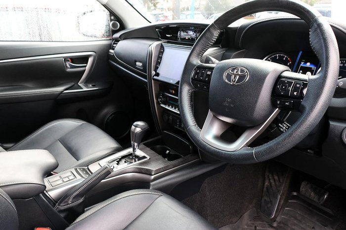 2021 Toyota Fortuner Crusade GUN156R 4X4 Dual Range Graphite