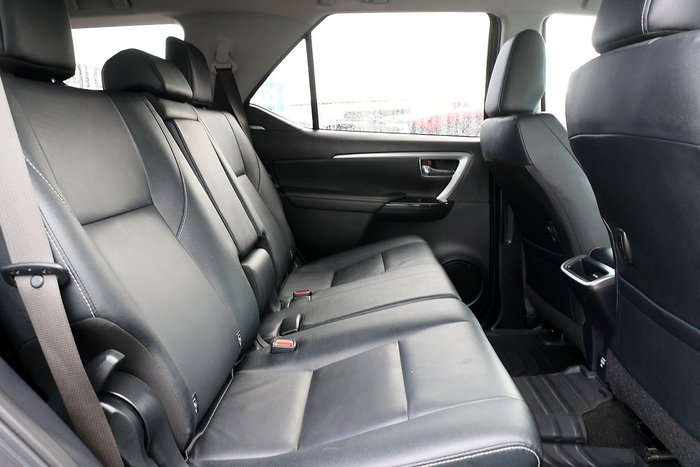 2021 Toyota Fortuner Crusade GUN156R 4X4 Dual Range Graphite