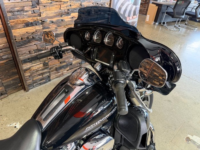 2018 HARLEY-DAVIDSON FLHTK ULTRA LIMITED