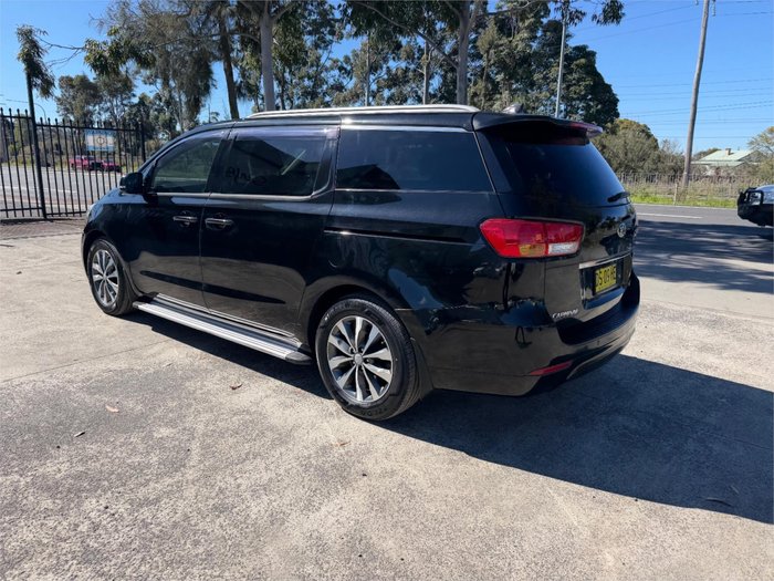2016 KIA CARNIVAL SLi