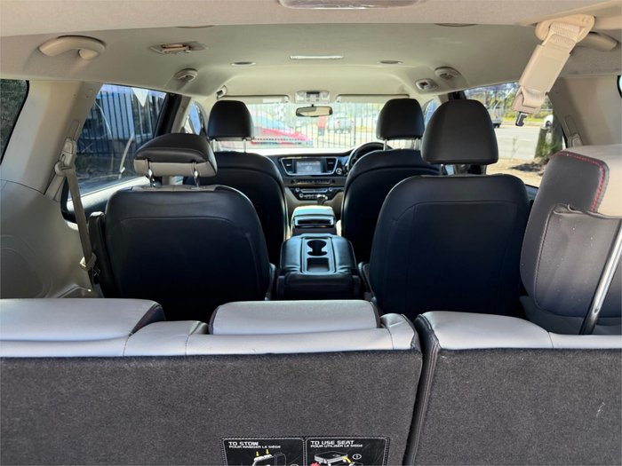 2016 KIA CARNIVAL SLi