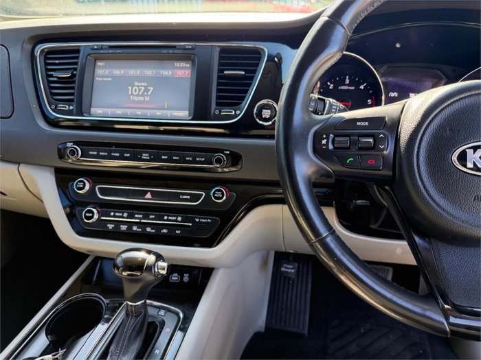 2016 KIA CARNIVAL SLi