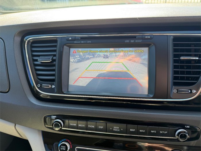 2016 KIA CARNIVAL SLi