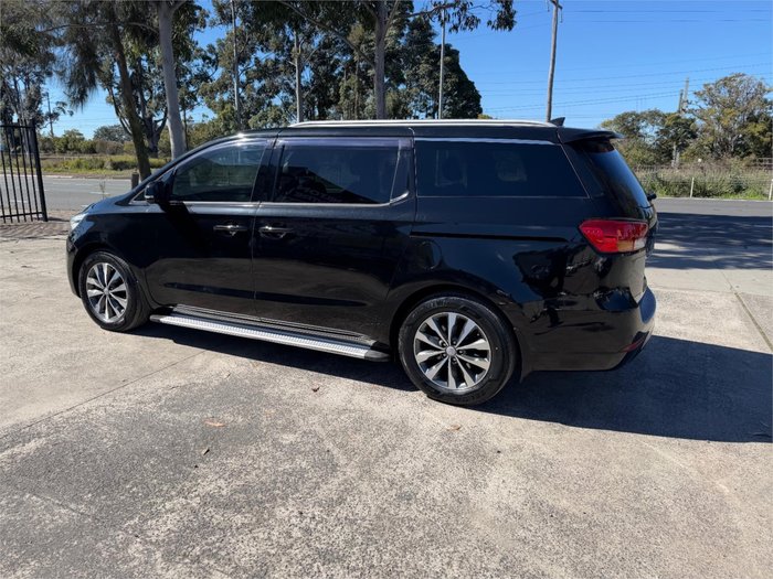 2016 KIA CARNIVAL SLi