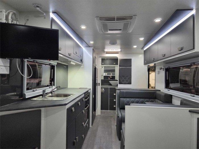 2022 Essential Caravans Cruiser