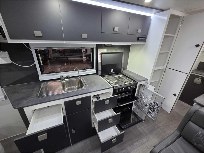 2022 Essential Caravans Cruiser