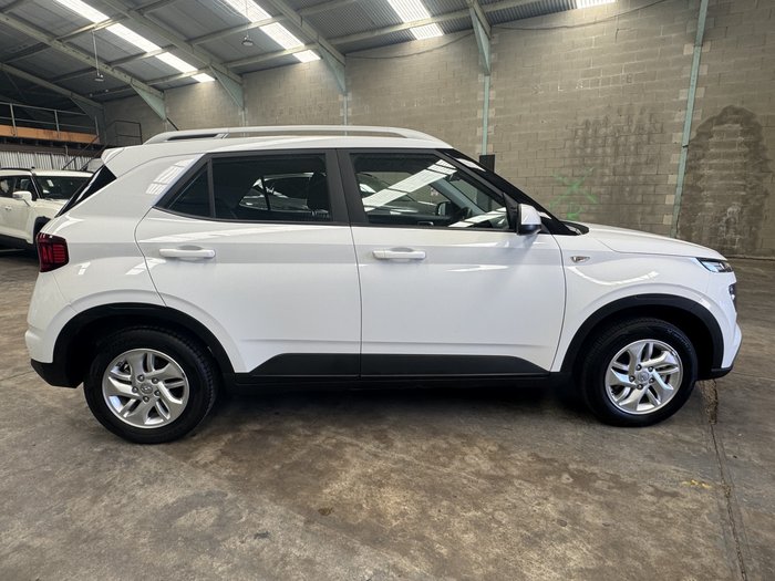 2023 Hyundai Venue (No Badge)