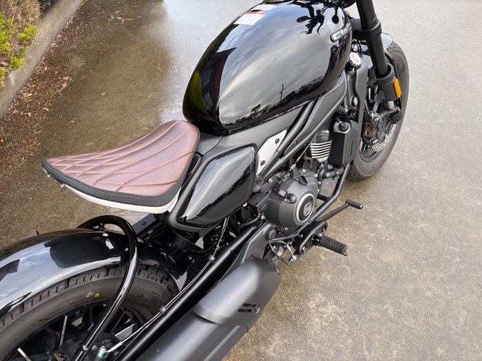 2025 CFMOTO 450 CL-C BOBBER Black