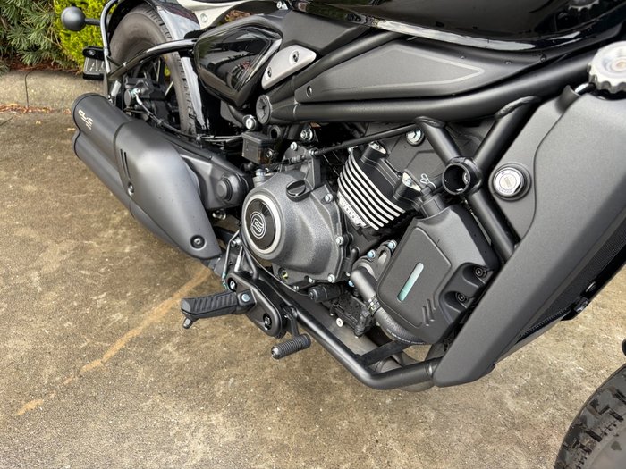 2025 CFMOTO 450 CL-C BOBBER Black