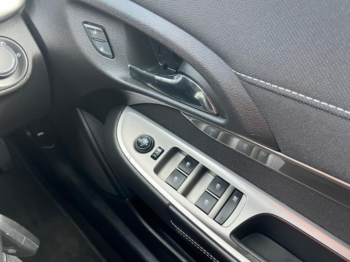 2016 Holden Commodore Evoke
