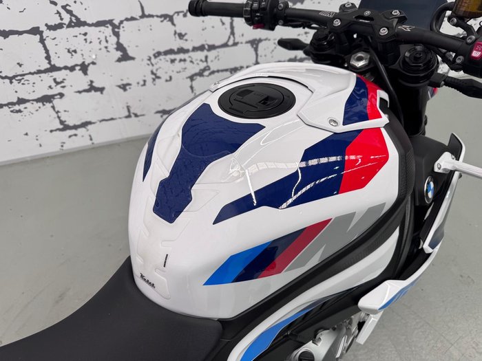 2023 BMW M 1000 R M 1000 White