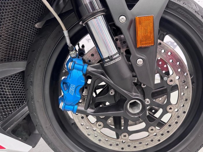 2023 BMW M 1000 R M 1000 White