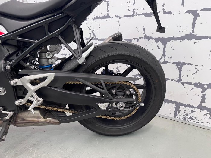 2023 BMW M 1000 R M 1000 White