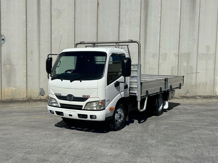 2013 Hino 300 616