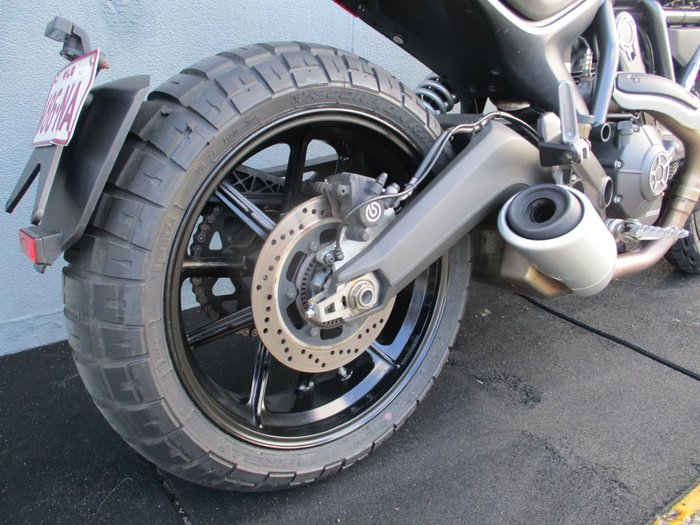 2015 DUCATI SCRAMBLER ICON RED