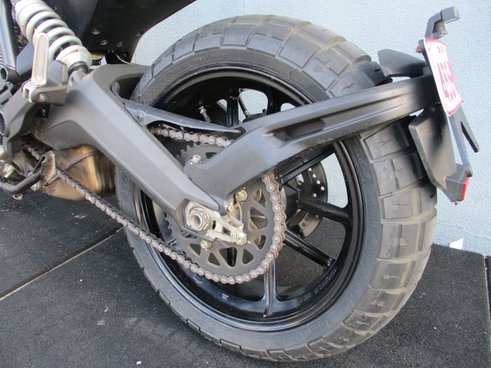 2015 DUCATI SCRAMBLER ICON RED
