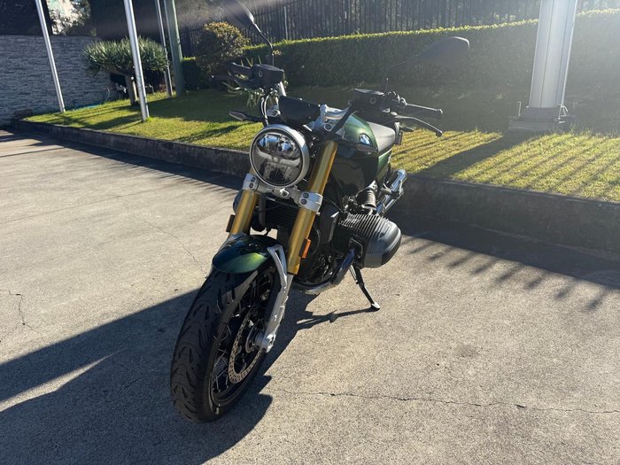 2025 BMW R 12 nineT HL