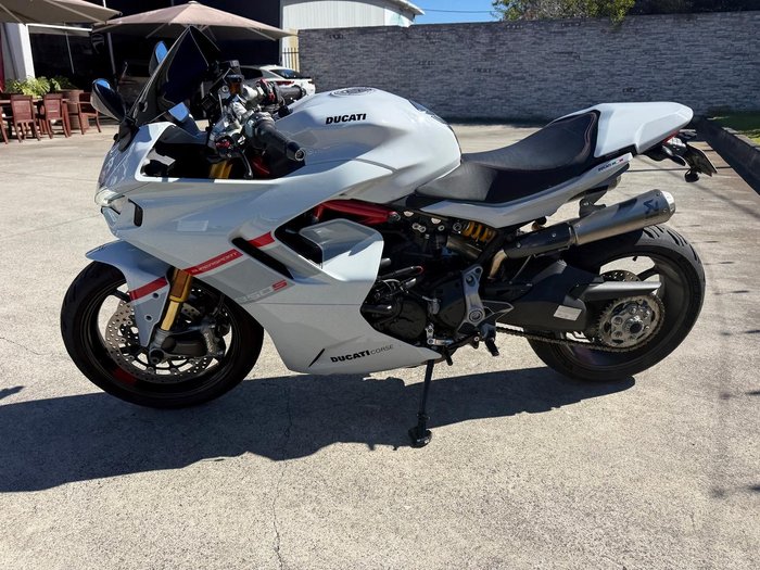2024 Ducati SuperSport S