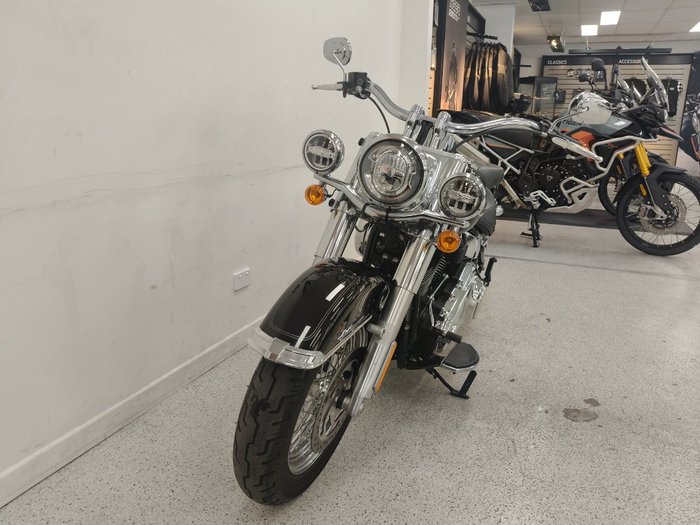 2021 Harley-davidson FLHC HERITAGE CLASSIC (107) Black