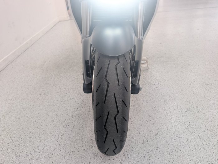 2024 DUCATI STREETFIGHTER V2 Green