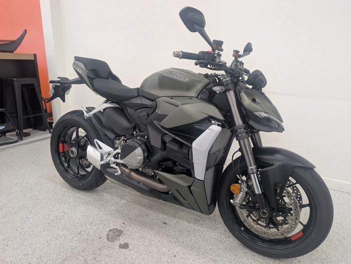 2024 DUCATI