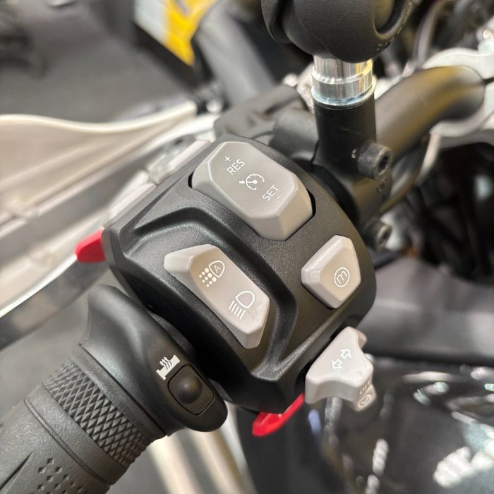2024 Triumph TIGER 900 GT Black