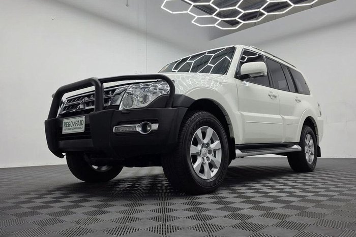 2021 Mitsubishi Pajero